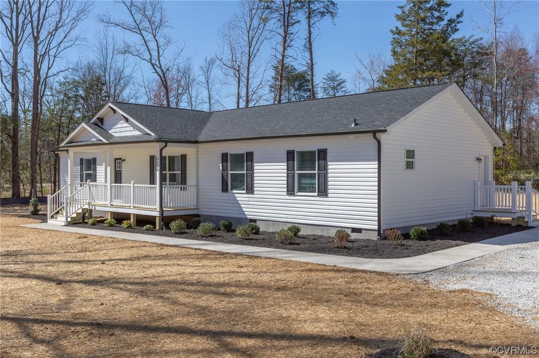 Home is complete! 30 Min to Short Pump and 30 Min to Charlottesville!! Home sits right off of Broad 