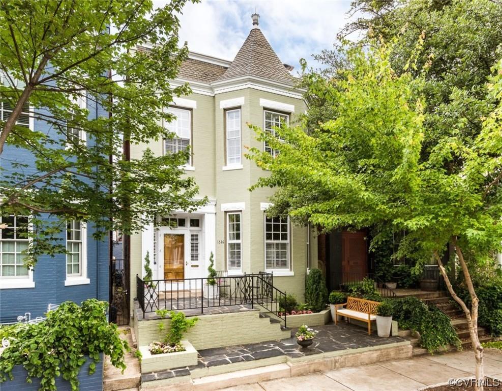 Situated on one of Hanover Avenue’s most desired blocks, this beautifully renovated southern facing 