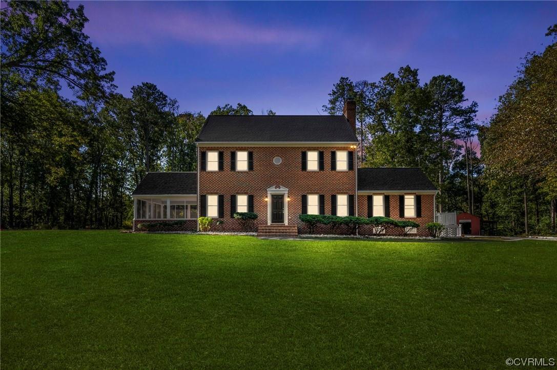 This beautiful colonial home offers the perfect blend of majestic elegance and rural serenity. With 