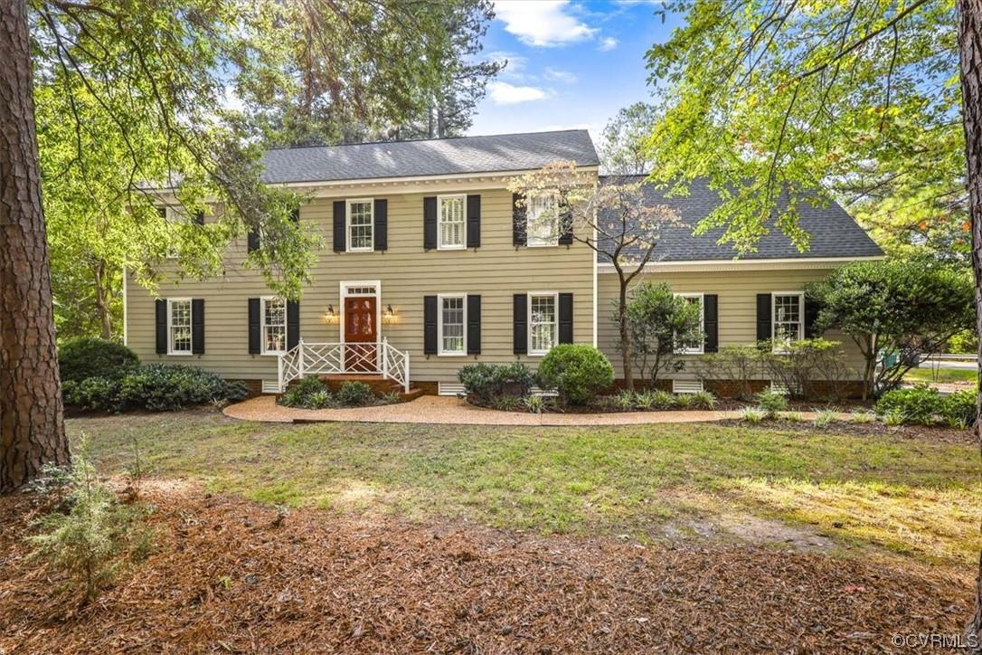 Welcome to 406 North Mooreland Road in the highly sought after neighborhood of Deer Lodge. With a br